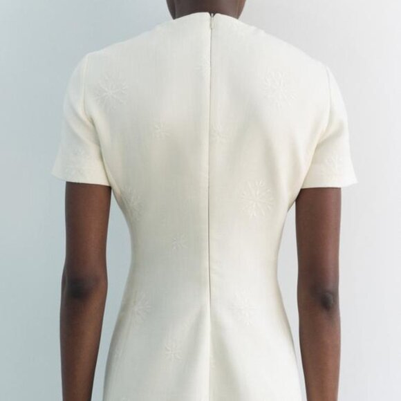 Zara EMBROIDERED MINI DRESS ZW COLLECTION M - Picture 3 of 10